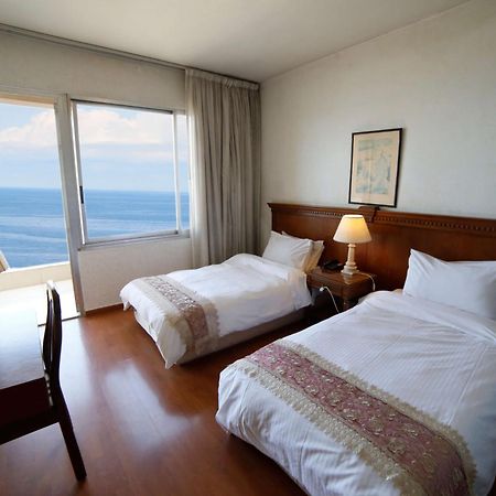Holiday Home Suites ベイルート エクステリア 写真