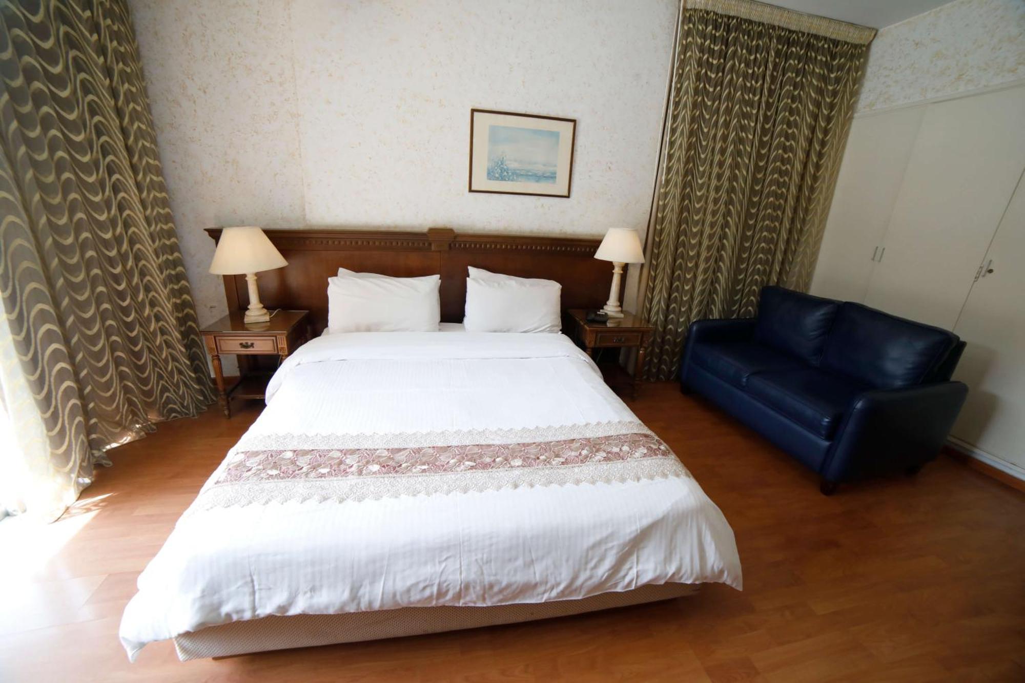 Holiday Home Suites ベイルート エクステリア 写真