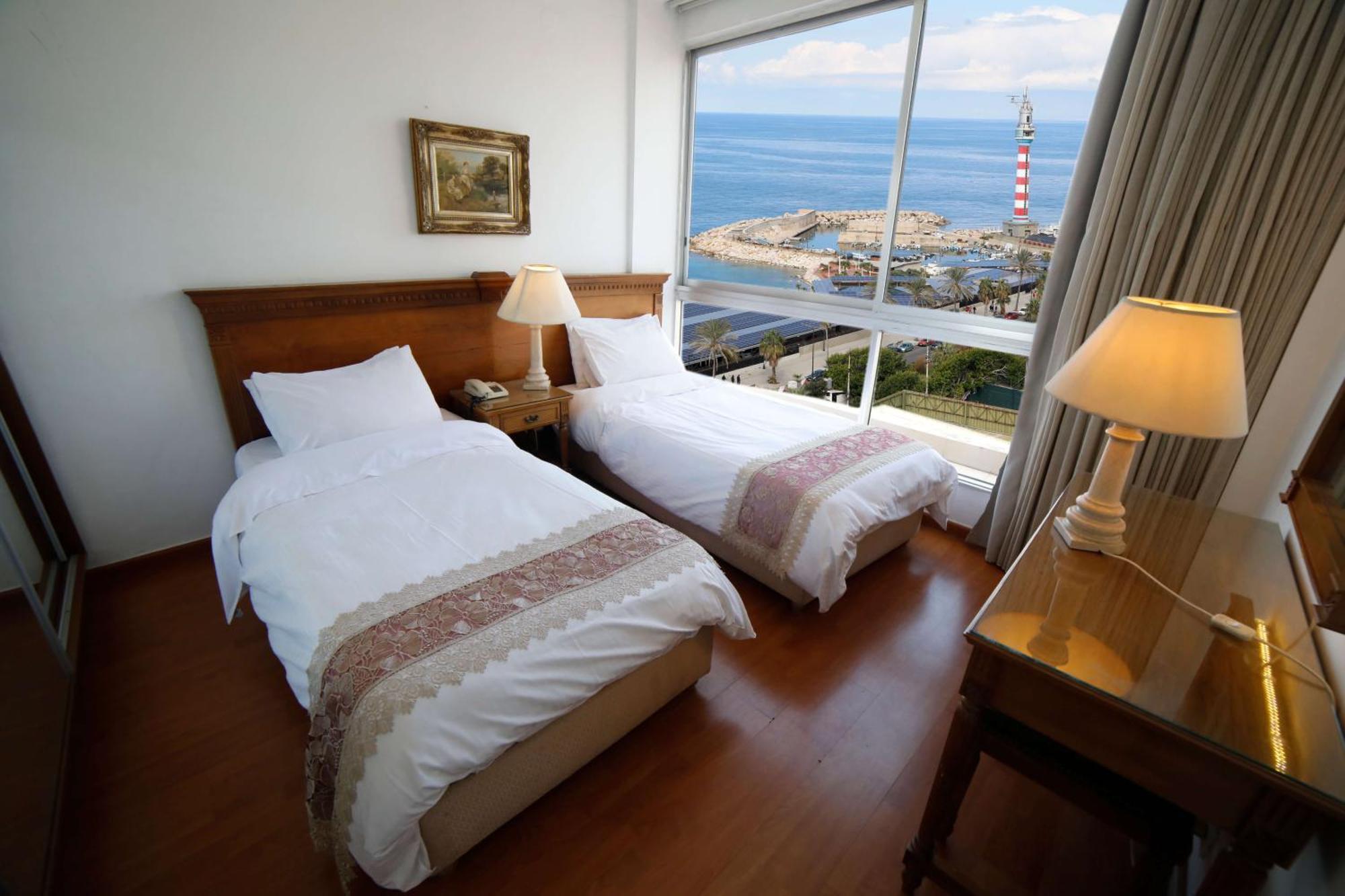 Holiday Home Suites ベイルート エクステリア 写真