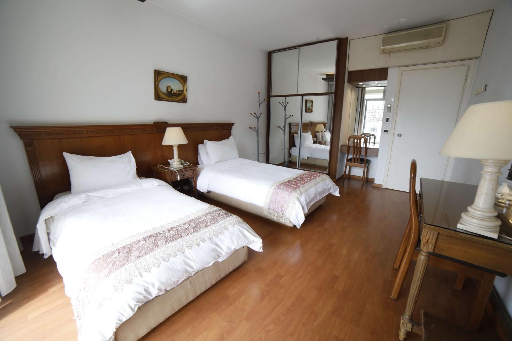 Holiday Home Suites ベイルート エクステリア 写真