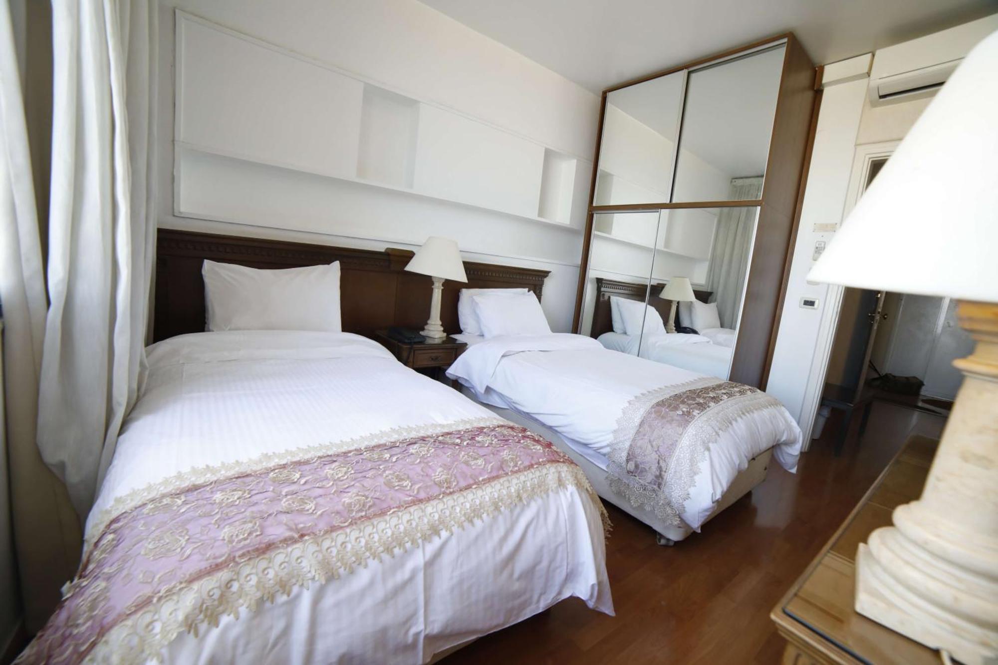 Holiday Home Suites ベイルート エクステリア 写真