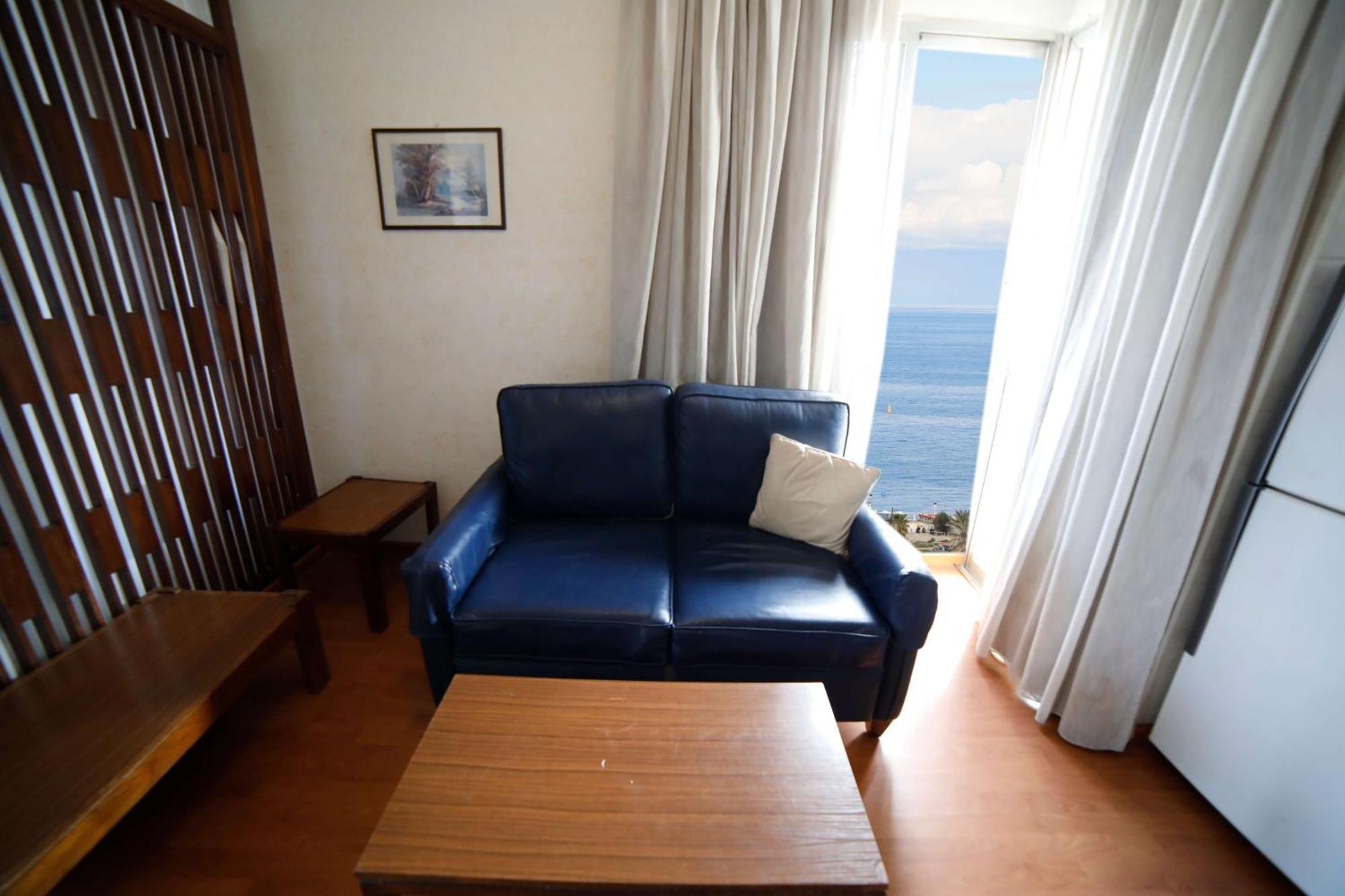 Holiday Home Suites ベイルート エクステリア 写真